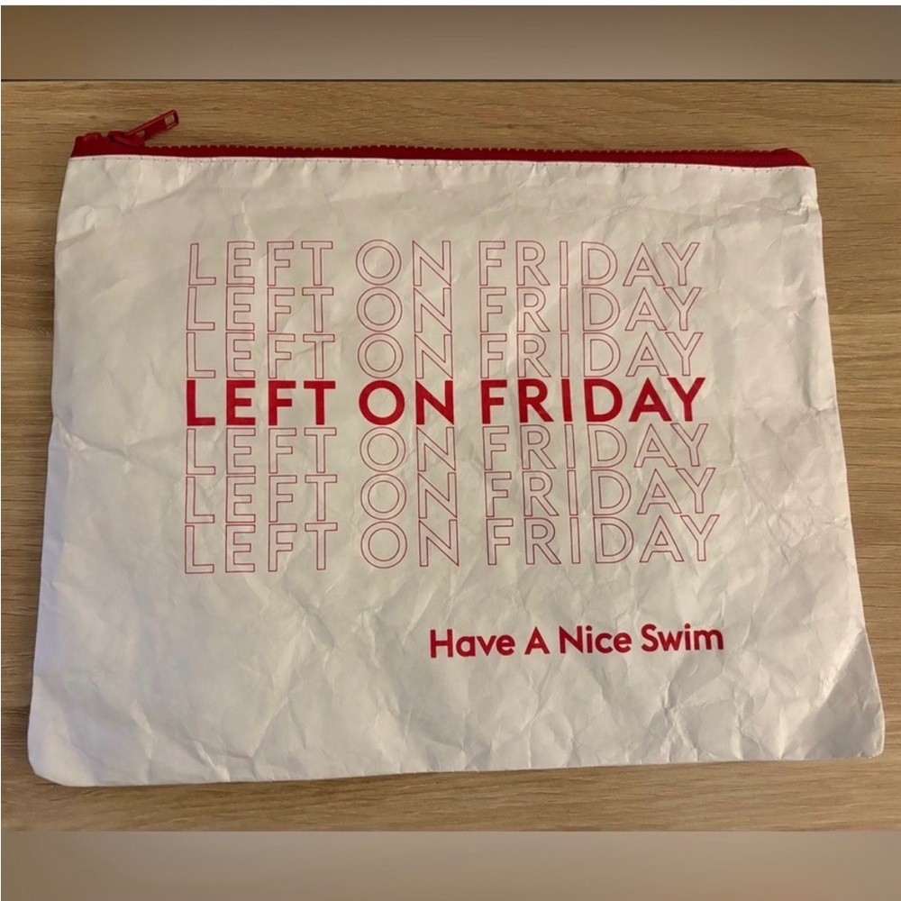 Left On Friday Wet Swimsuit Bag NWT - Picture 2 of 5